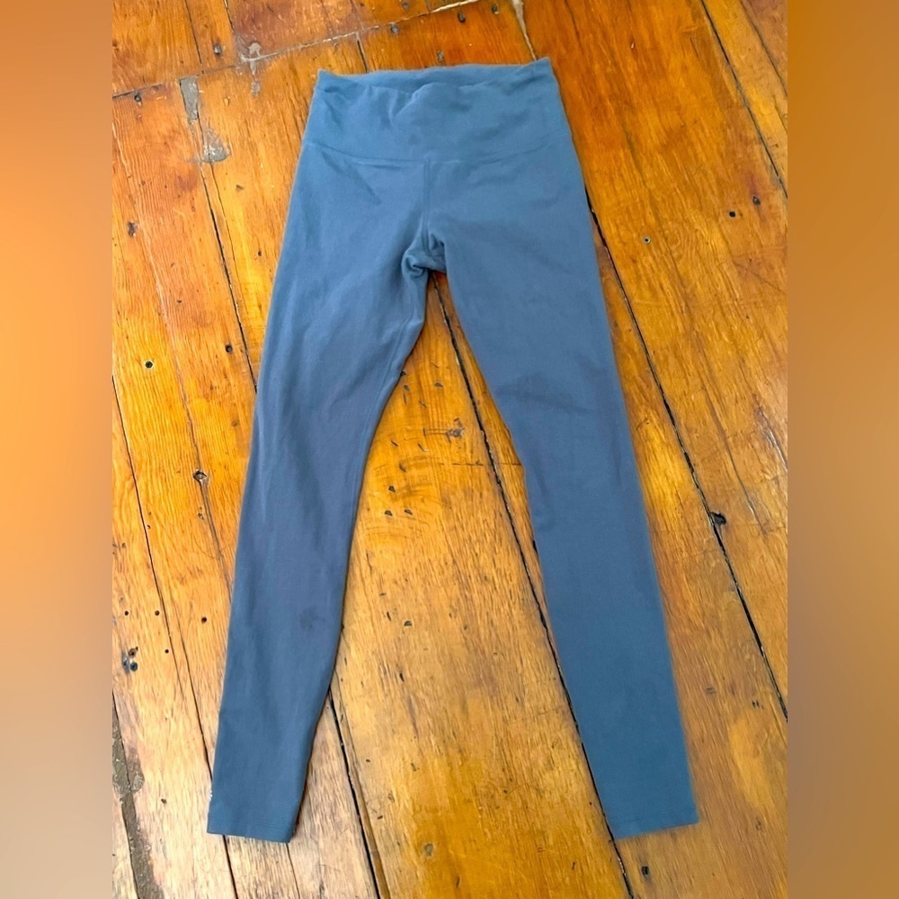 Athleta gray long leggings women’s size XS waist pocket